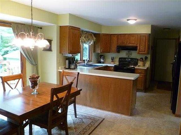 Dinette and Kitchen