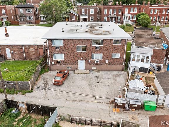 3rd image of 4615 Virginia Ave