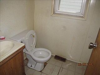 5th image of 1236 S Centennial St