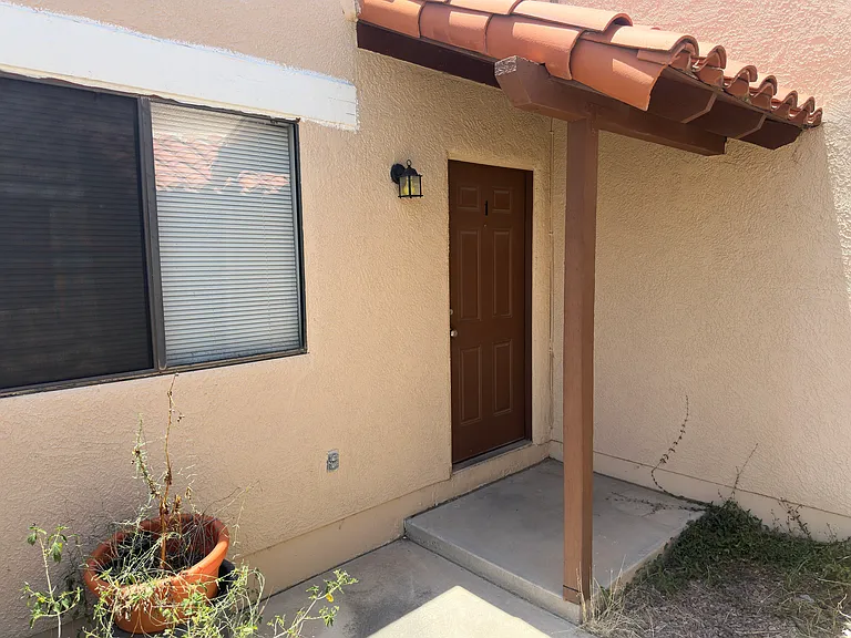3931 E Mabel St #1 — Photo 1