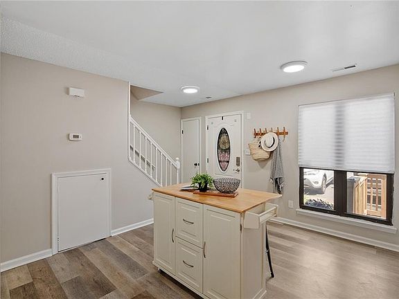 5th image of 2405 Marsh Creek Court