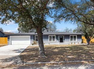 615 E Ligustrum Blvd, Robstown, TX 78380