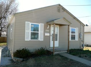 1320 W Tampa St, Springfield, MO 65802