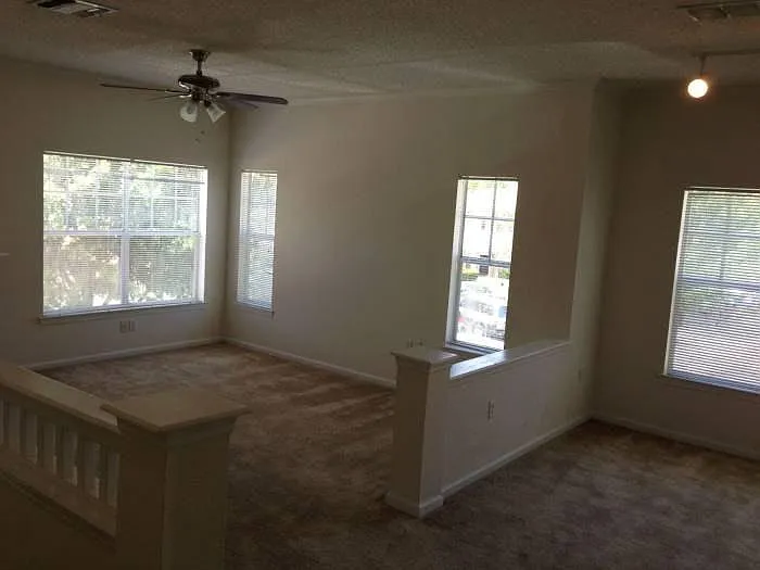 Arbor Lakes Cir — Photo 4