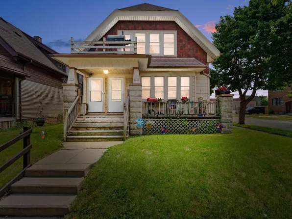 1933 West Vienna AVENUE #1935, Milwaukee, WI 53206