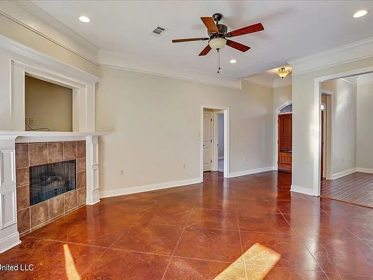 852 Willow Grande Cir — Photo 9
