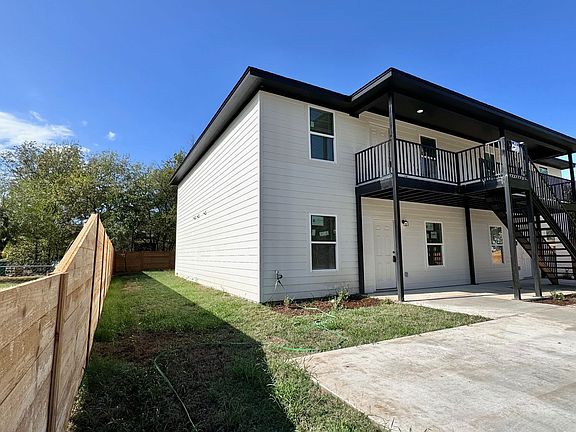 5th image of 102 Pecan Dr