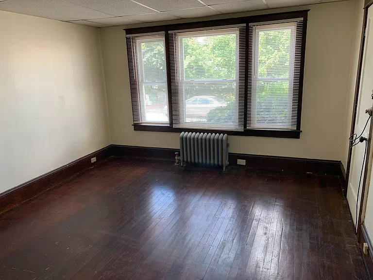 557 Lincoln St #2 — Photo 6