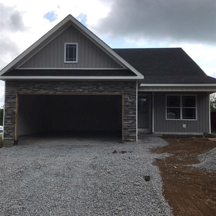 1st image of 206 Paradise St
