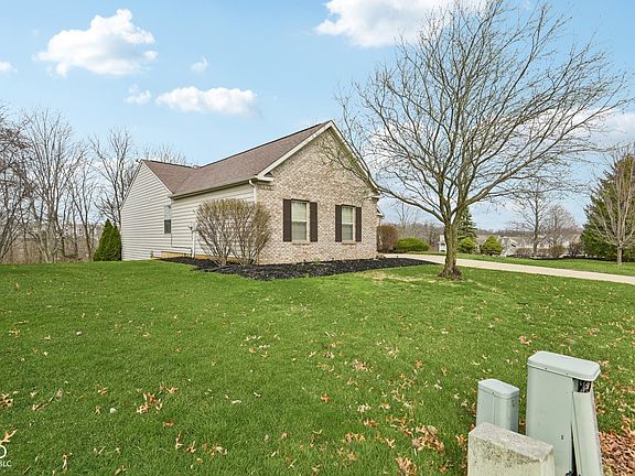 3rd image of 11588 Klotz Farm Blvd