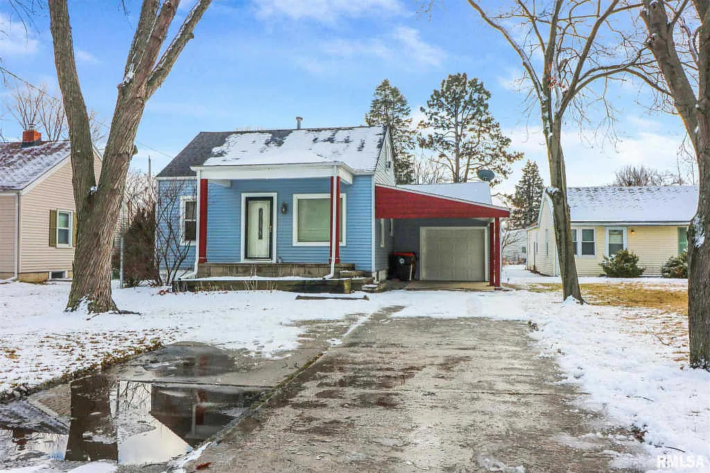 2018 W Richwoods Blvd photo 1