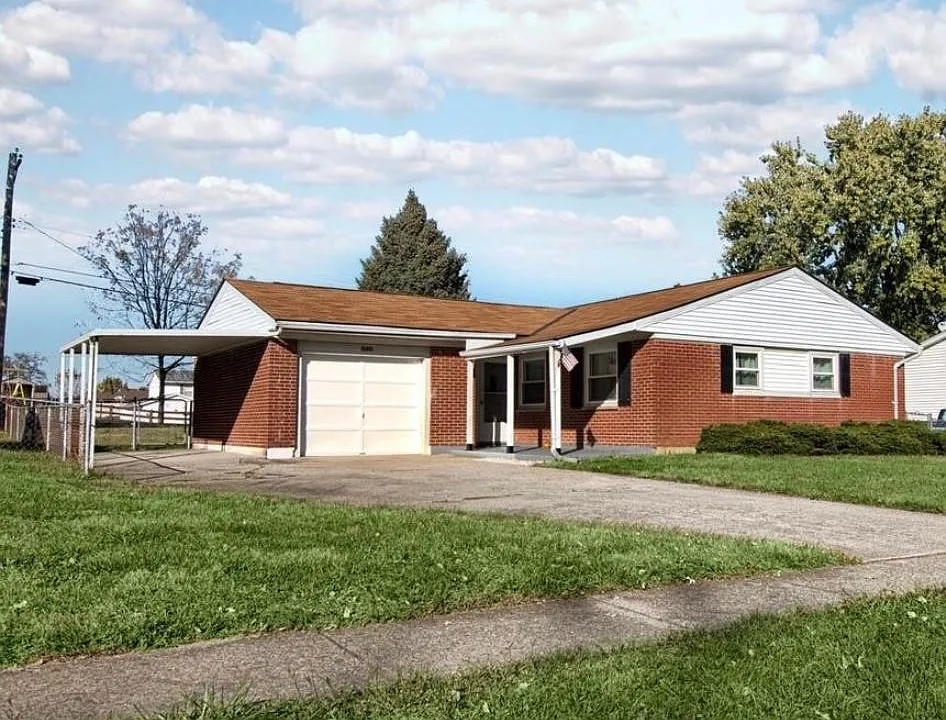 2526 Rochester Ave