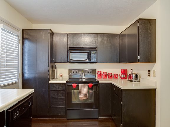 4th image of 1412 W Telegraph Hill Dr