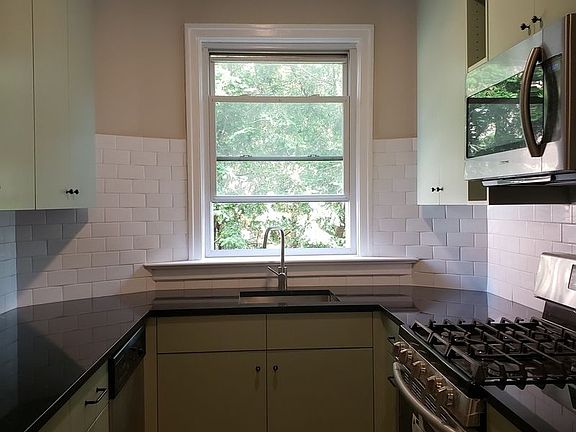 2nd image of 31-79 30th St #2