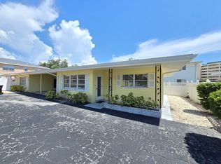 505 Manatee Ct., Venice, FL 34285