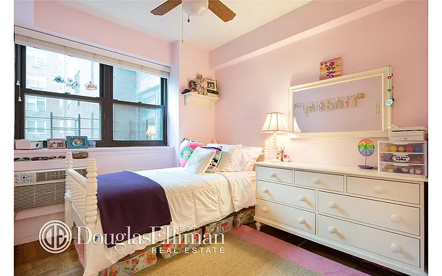 Sold by Douglas Elliman | media 15