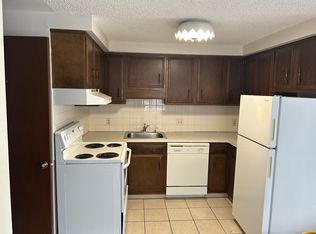 182 Robert Dr, North Tonawanda, NY 14120