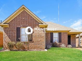 1021 Crayton Ridge Ct, Cordova, TN 38018