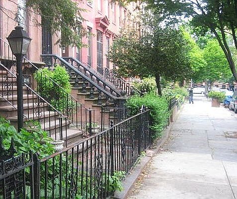 2nd image of 61 Cambridge Pl #2R