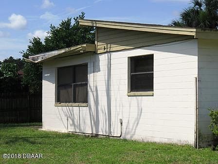 3rd image of 1495 Carmen Ave