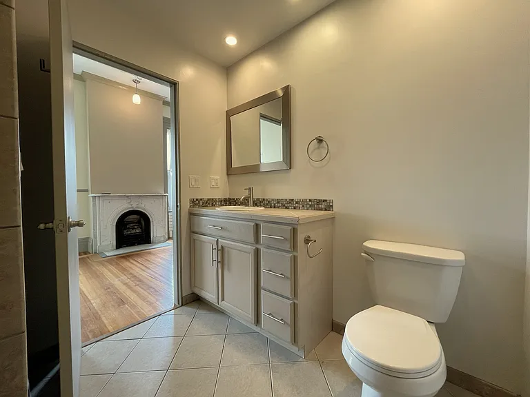En-Suite Bathroom