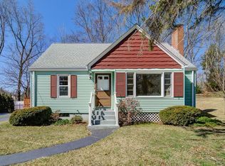 17 Ireta Rd, Shrewsbury, MA 01545
