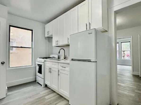 22-13 24th Street image 9 of 22