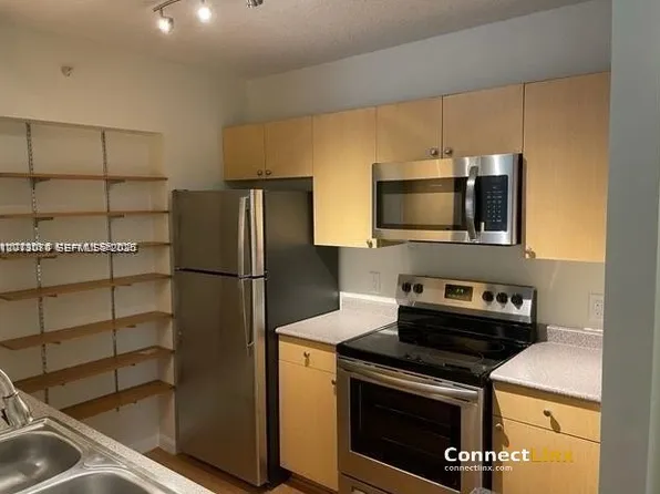 1900 Van Buren St, Hollywood, FL 33020