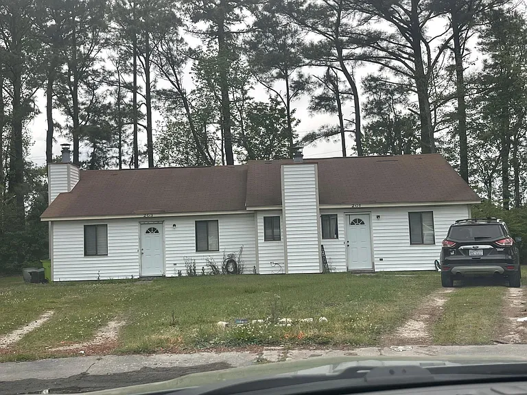 203 Cedar Ridge Ln — Photo 1