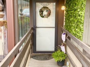 1599 Treetop Trl APT B, Akron, OH 44313