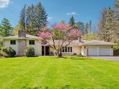 44 Crescent Hill Rd, Pittsford, NY, 14534