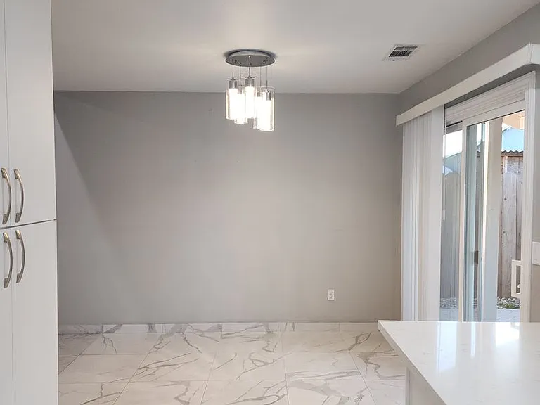 1609 Cashmere Dr — Photo 9