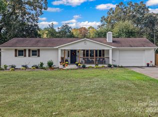 464 Hidden Lake Dr, York, SC 29745