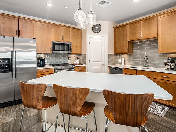 4th image of 945 E PLAYA DEL NORTE Drive #4002