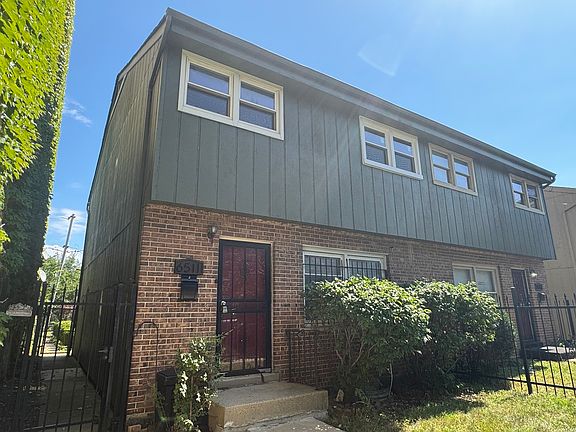 2nd image of 6511 S Ellis Ave