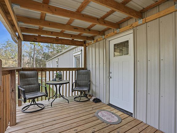 3rd image of 437 Black Creek Lodge Rd