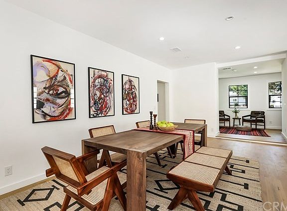 4th image of 1754 Roosevelt Ave