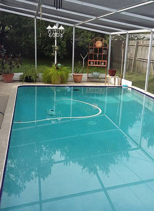 1st image of 10447 Kumquat Ln