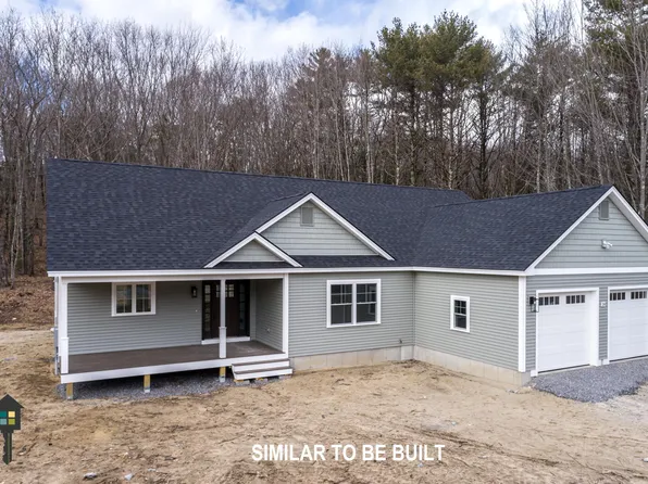 21 Halcyon Drive, Topsham, ME 04086