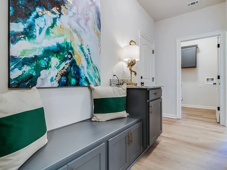 127 Ridley Ln — Photo 10