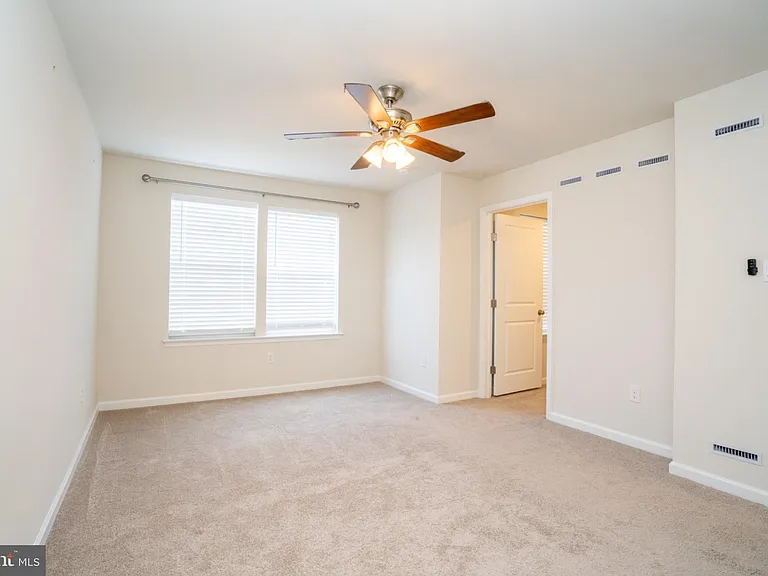 172 Mazzeo Dr — Photo 20