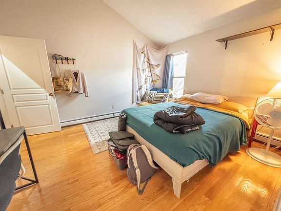 3rd image of 169 Erie St #2