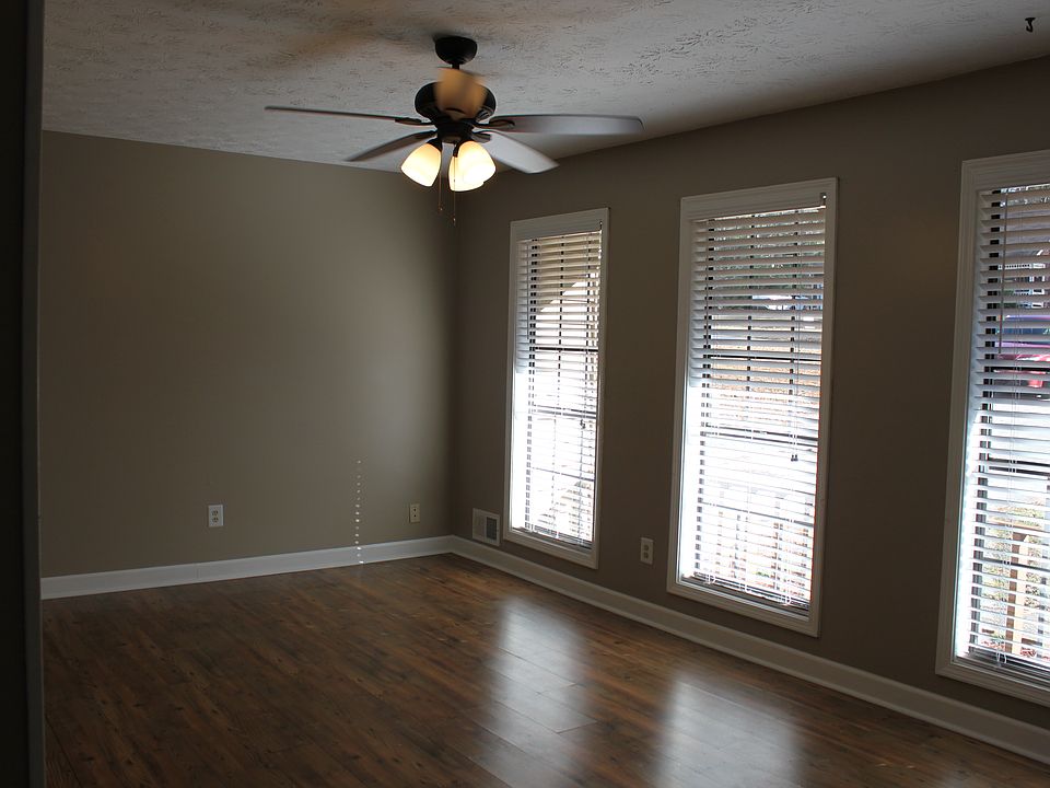 1st image of 3159 Aspen Cir