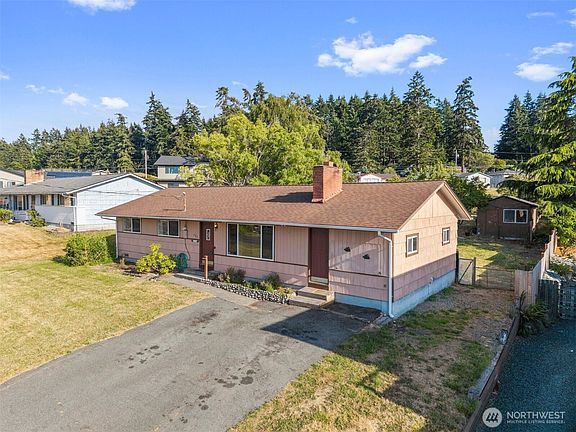 2nd image of 705 NE 6th Street