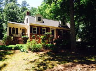 4709 Woodridge Dr, Raleigh, NC 27612