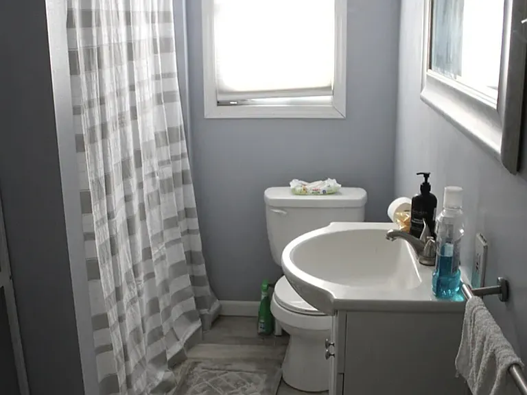 804 25th St #3 — Photo 5