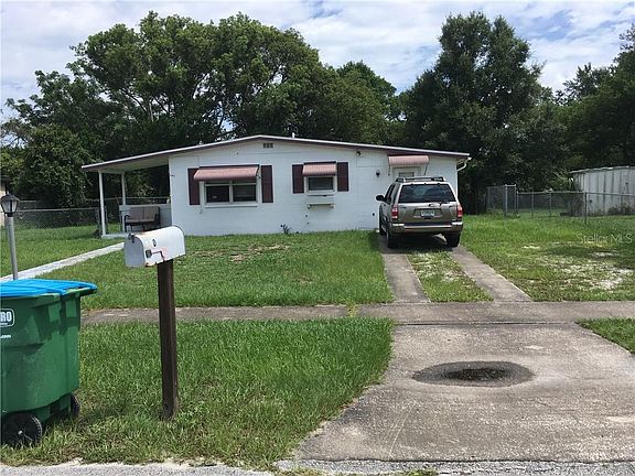 3rd image of 540 N Wellington Dr