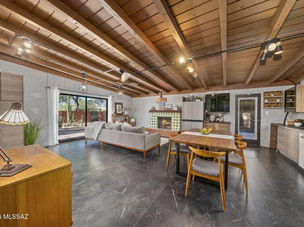 5911 E Oak St, Tucson, AZ 85711