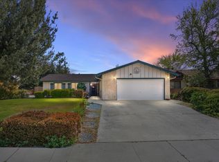 1000 Cypress Way, Tehachapi, CA 93561