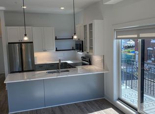 718 N Preston St #B, Philadelphia, PA 19104